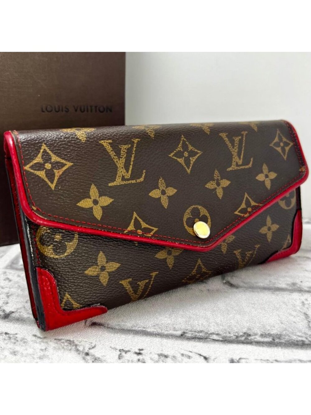 Louis Vuitton Monogram Retiro Portefeuille Sarah Wallet